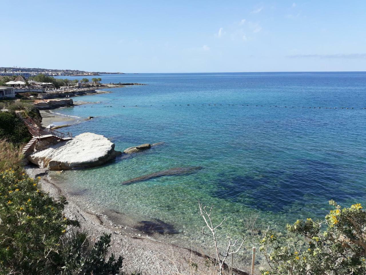 Amazing Beachfront Apartment In Hersonissos Ngoại thất bức ảnh