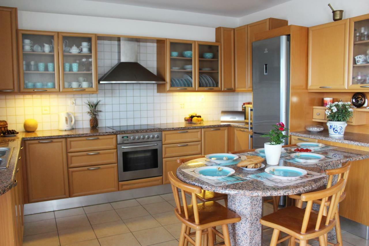 Amazing Beachfront Apartment In Hersonissos Ngoại thất bức ảnh