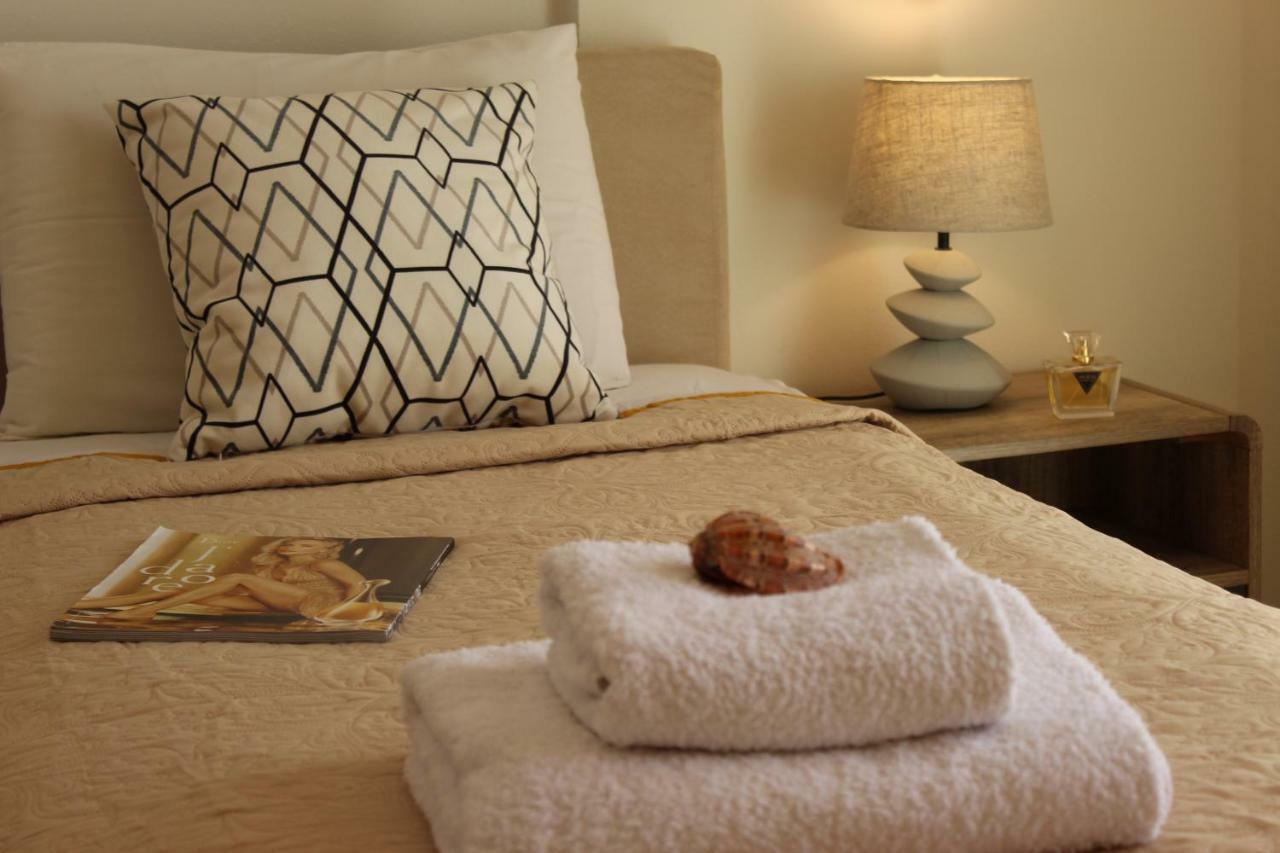 Amazing Beachfront Apartment In Hersonissos Ngoại thất bức ảnh
